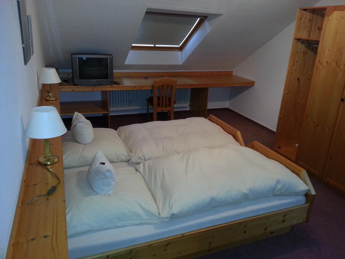 Hotel Bad Bruckhaus Gurtweil Chambre photo