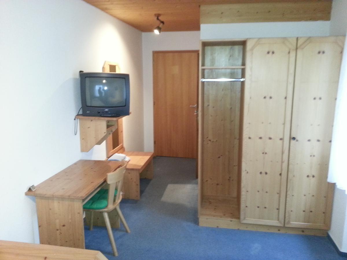 Hotel Bad Bruckhaus Gurtweil Chambre photo