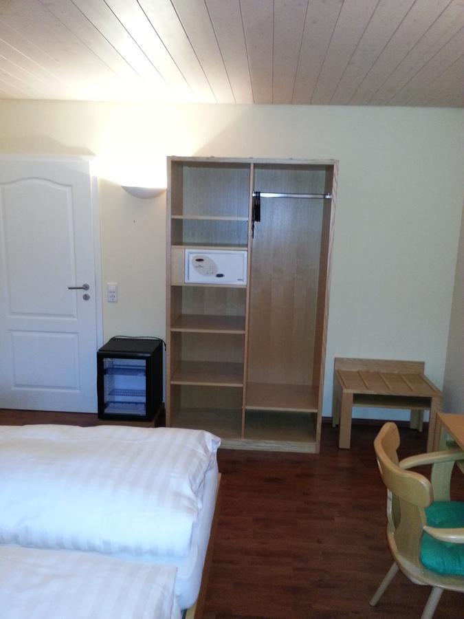Hotel Bad Bruckhaus Gurtweil Chambre photo